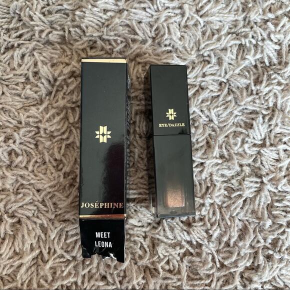 ❗️NEW❗️Josèphine Cosmetics Liquid Eyeshadow - Picture 1 of 6